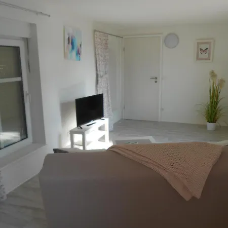 Blechernkrug Apartamento Krakow am See